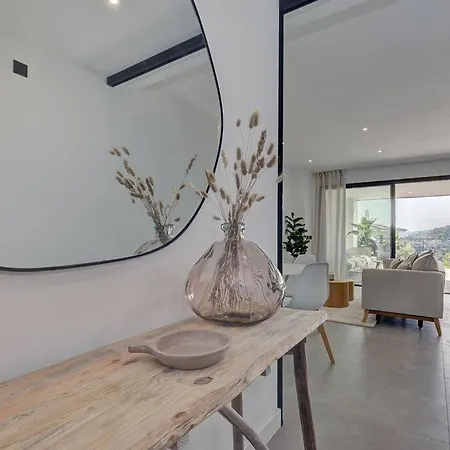 Brand New, Elegant Ground Floor Two Bed *