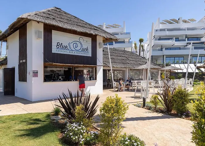 Brand New, Elegant Ground Floor Two Bed Appartamento Estepona