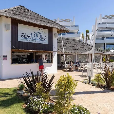 Brand New, Elegant Ground Floor Two Bed Apartmán Estepona