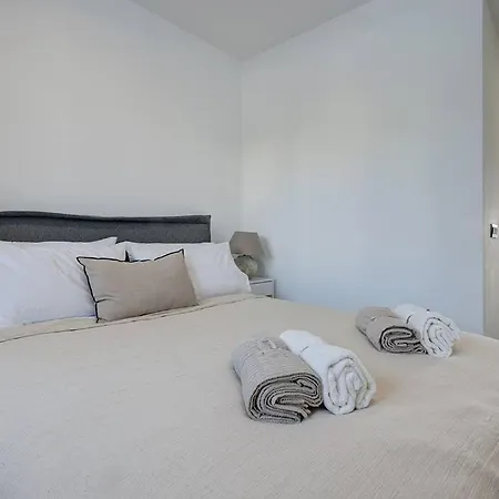 Brand New, Elegant Ground Floor Two Bed