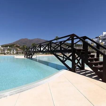 Brand New, Elegant Ground Floor Two Bed Apartmán